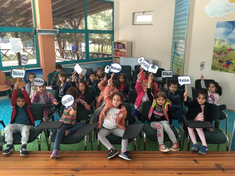 Événement à l’École des droits des enfants