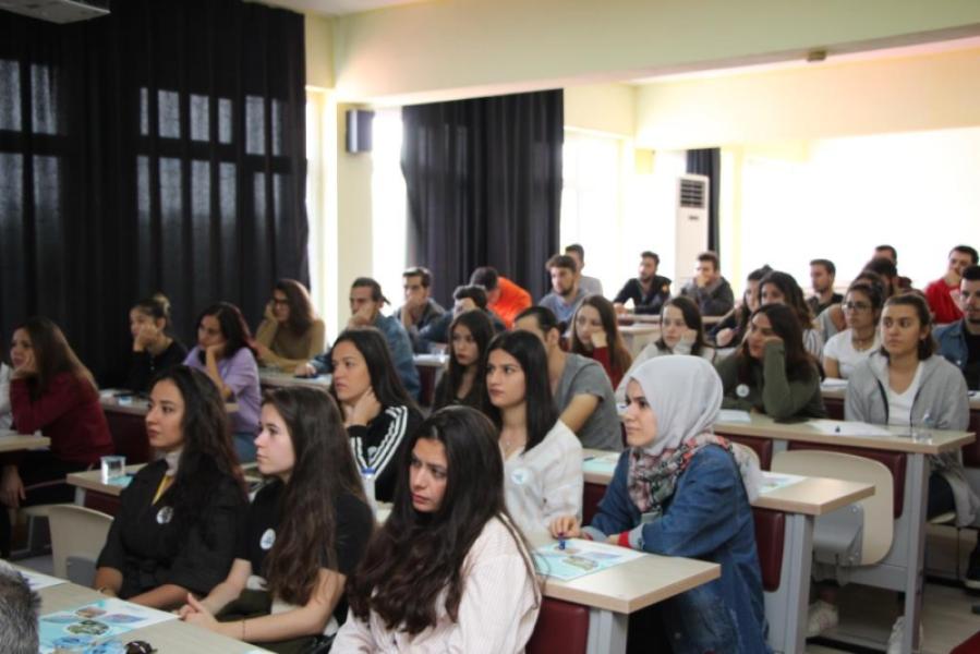 Erasmus+ et projets de volontariat