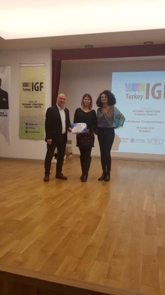 Quatrième forum des jeunes sur la gouvernance de l'Internet en Turquie