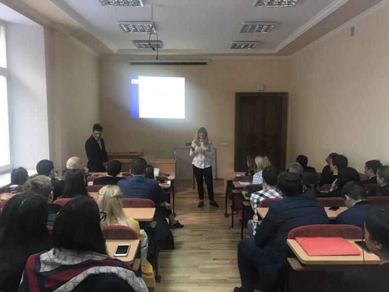 Réunion « Les outils pour la démocracie à Lviv, le rôle de la charte »