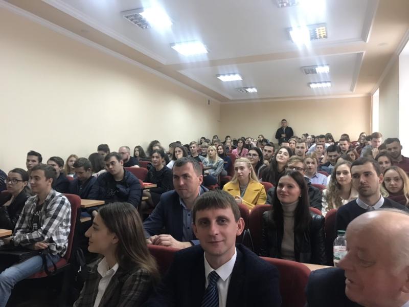 Réunion « Les outils pour la démocracie à Lviv, le rôle de la charte »