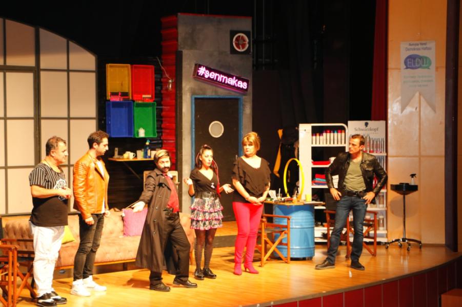 Pièce de théâtre