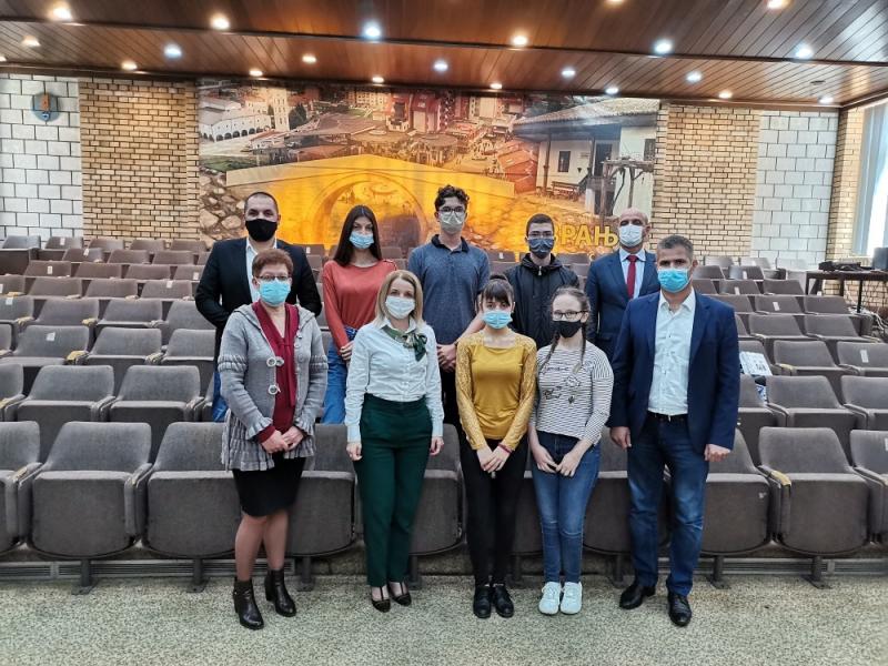 Voyez-le, faites-en partie