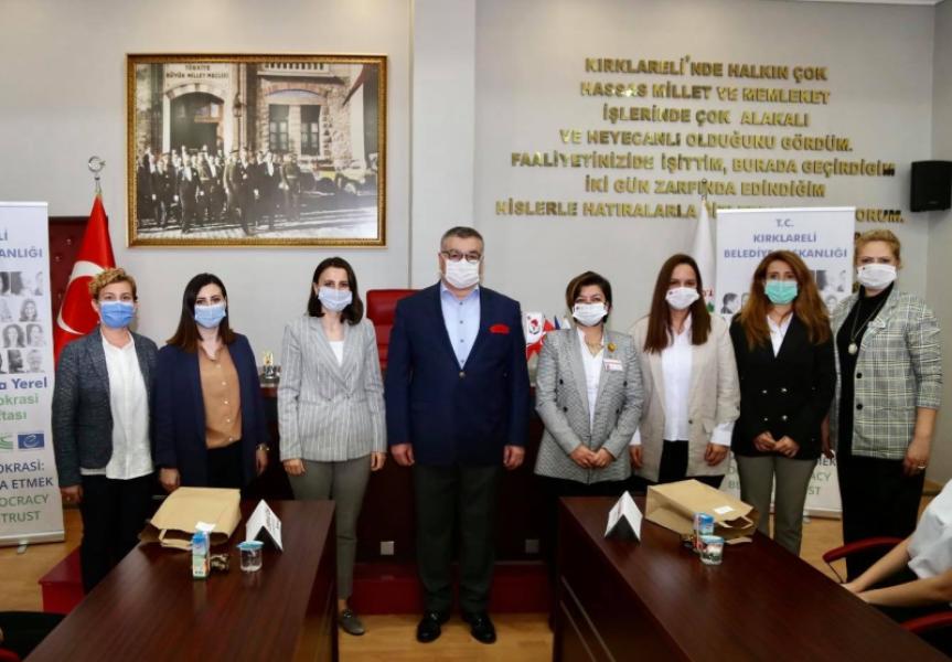 Visite des élèves à la municipalité de K?rklareli