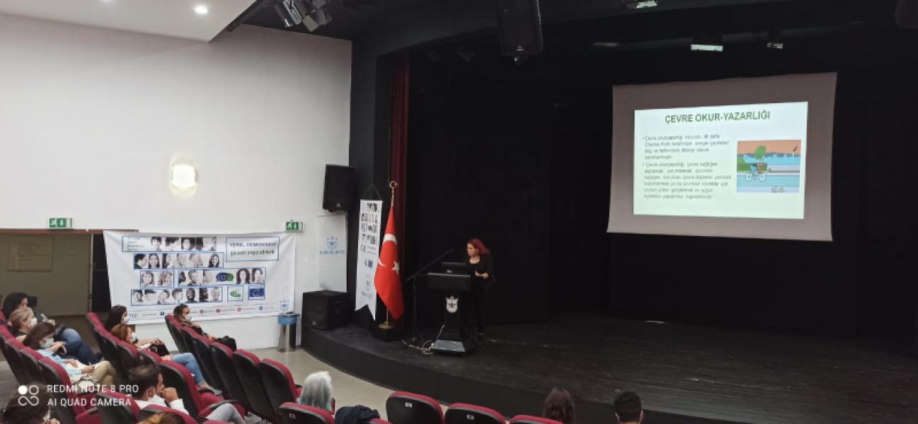 Colloque sur la crise climatique