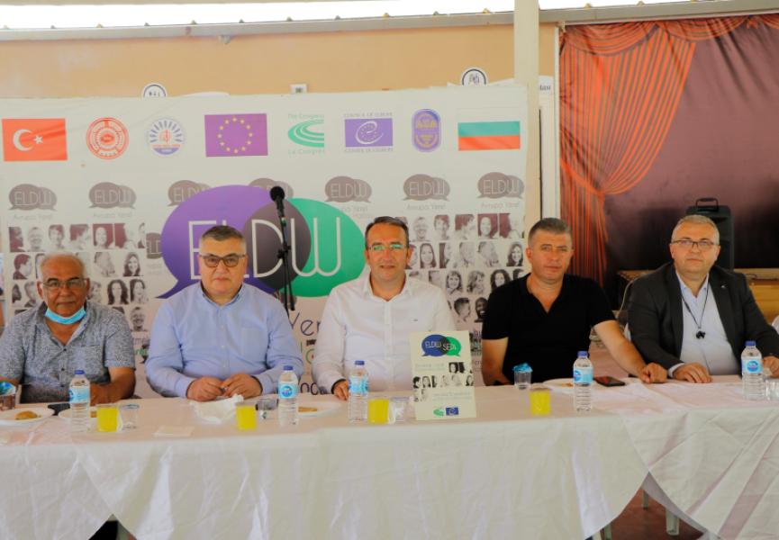 Folklore show of K?rklareli and Karnobat teams in Ahmetbey