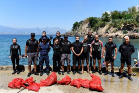 Seabed Cleaning in Muratpa?a