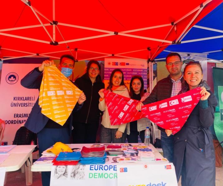 K?rklareli Municipality introduced European Local Democracy Week and European Opportunities at K?rklareli University.