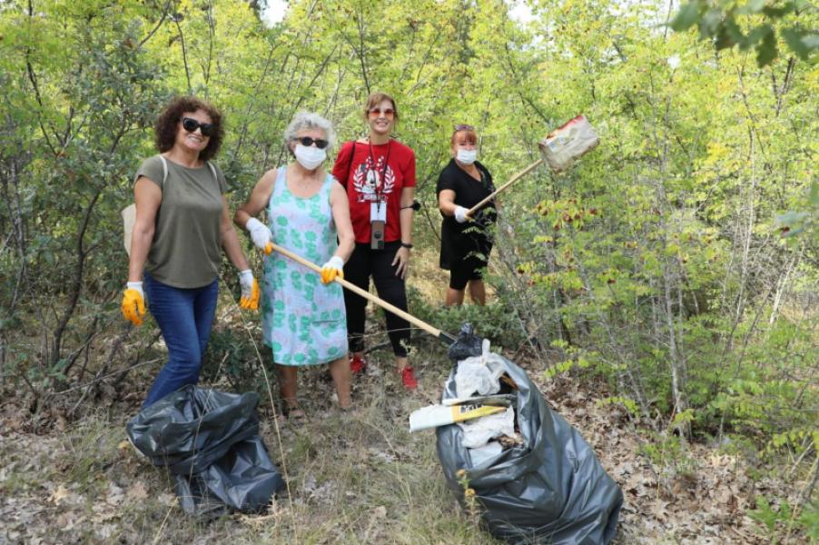 Événement de nettoyage environnemental organisé par la municipalité de Kirklareli.