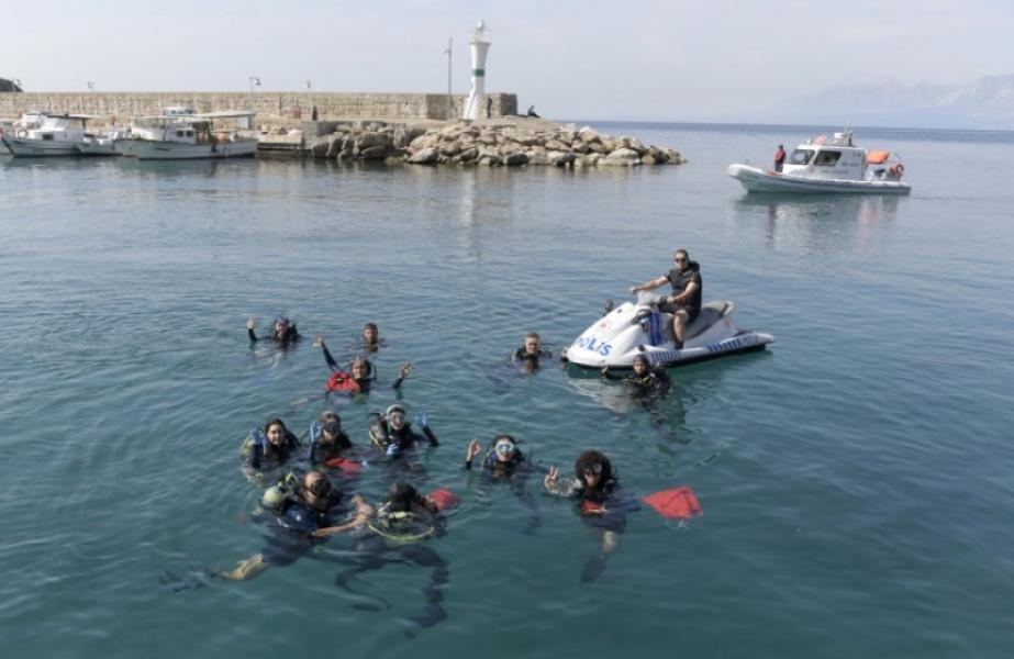 Seabed cleaning at the historical Kaleici Marina