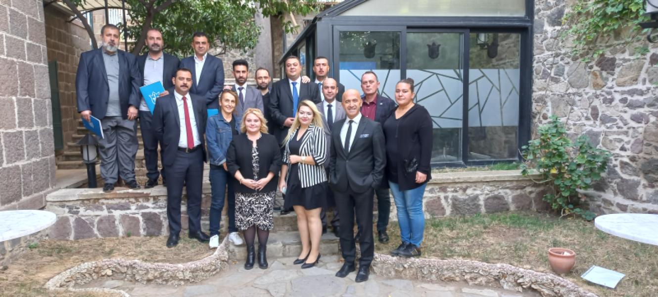 Formations de projet pour les jeunes