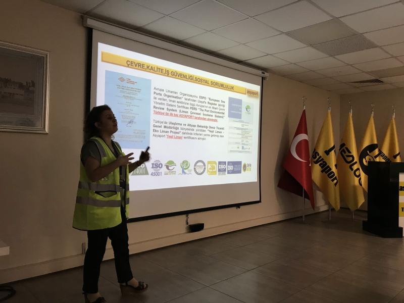 RESPECTUEUX DE L'ENVIRONNEMENT, LE SEUL PORT À CONTENEURS CERTIFIÉ VERT DE TURQUIE, ASYAPORT, REND VISITE À DES ÉTUDIANTS