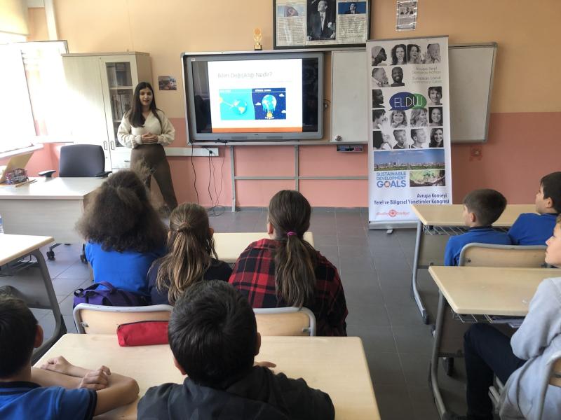 FORMATIONS DE SENSIBILISATION AU CHANGEMENT CLIMATIQUE DISPENSÉES DANS LES ÉCOLES