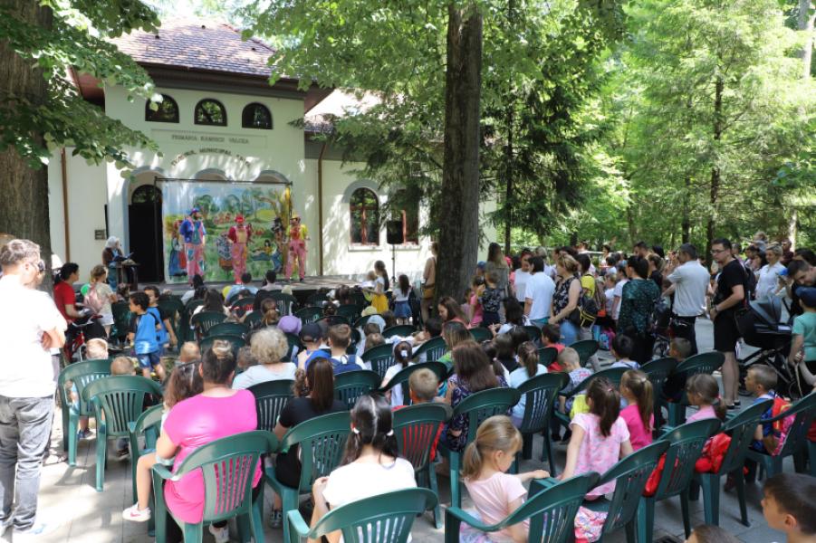 Journée nationale de l'enfance à Ramnicu Valcea
