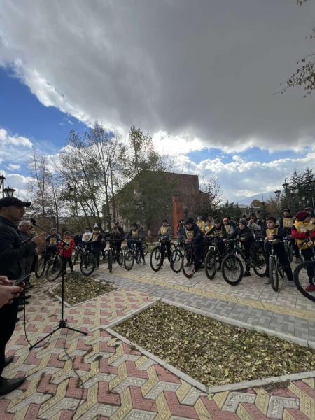 Municipalité d'Aparan : Faisons du vélo ensemble