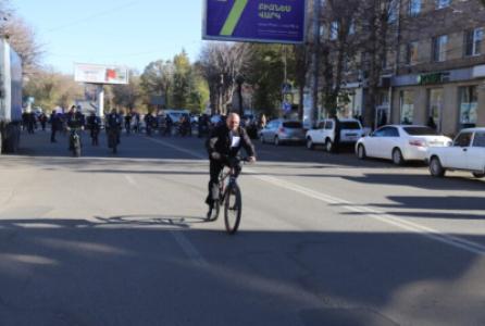 Balade à vélo/flashmob à Vanadzor