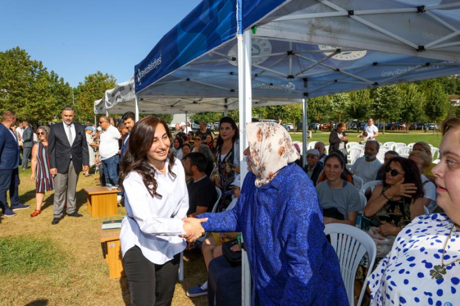 AŞURE - SYMBOLE D'UNITÉ ET DE COHÉSION