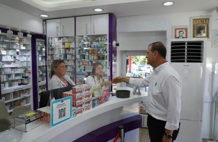 Visites chez les commerçants locaux et réunions sur site