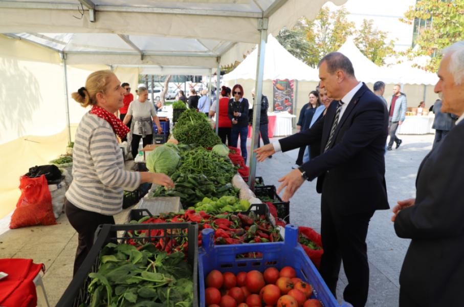 Du producteur au consommateur : Marché de bienvenue d'hiver