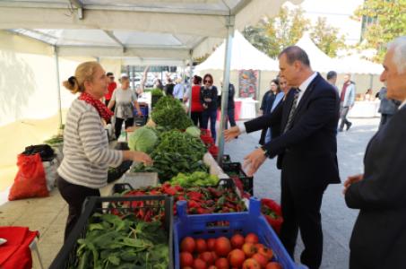 Du producteur au consommateur : Marché de bienvenue d'hiver