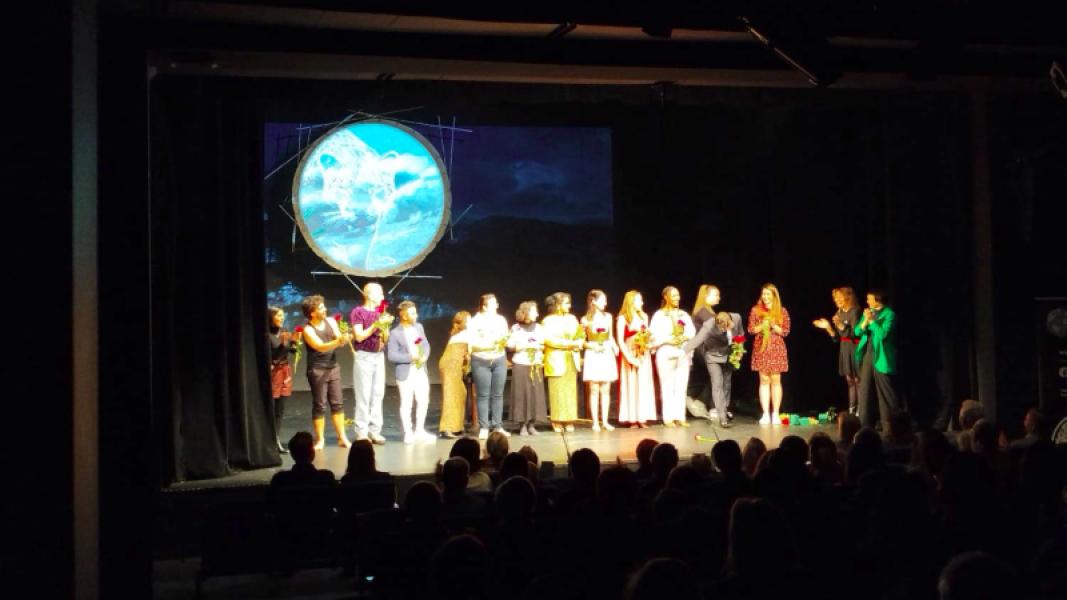Théâtre : Le projet Connecting People sur scène en Europe