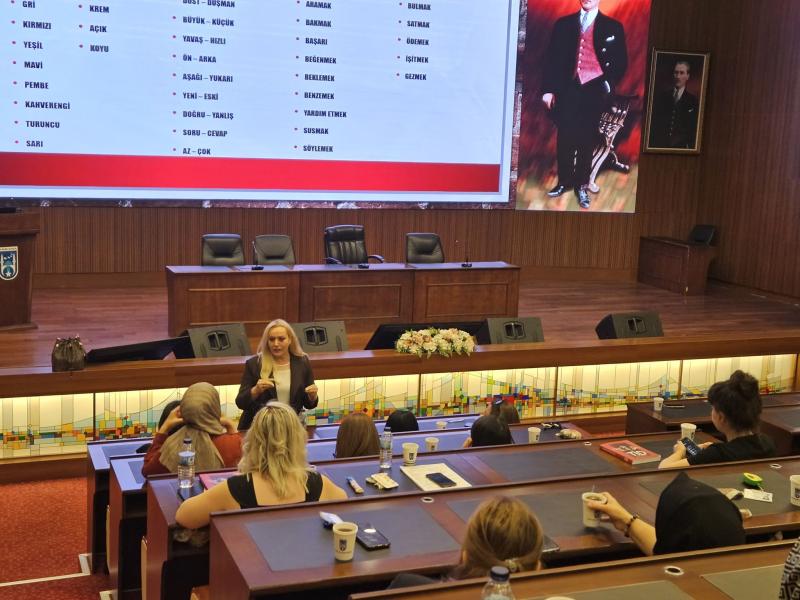 Formation en langue des signes turque pour le personnel municipal