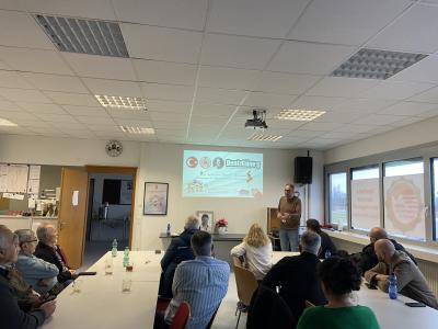 UNE CONFÉRENCE SUR LE THÈME DE LA DÉMOCRATIE LOCALE ET UNE RÉUNION SUR LE JULABLE ET LA COOPÉRATION MUNICIPALE ONT EU LIEU EN ALLEMAGNE.