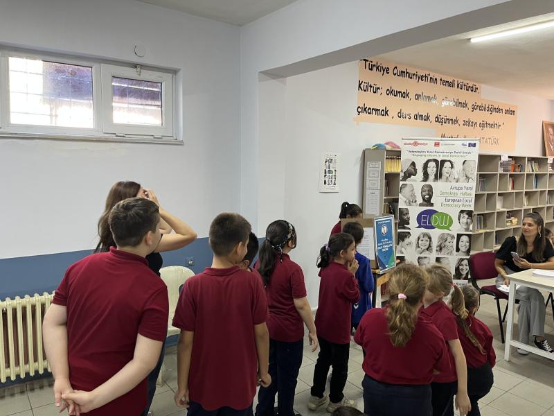 Des élections de représentants scolaires ont eu lieu dans les écoles d'Ahmetbey dans le cadre des activités SEDL