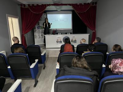 Des séances de discussion et de physiothérapie ont été offertes dans le cadre des services de santé gratuits.