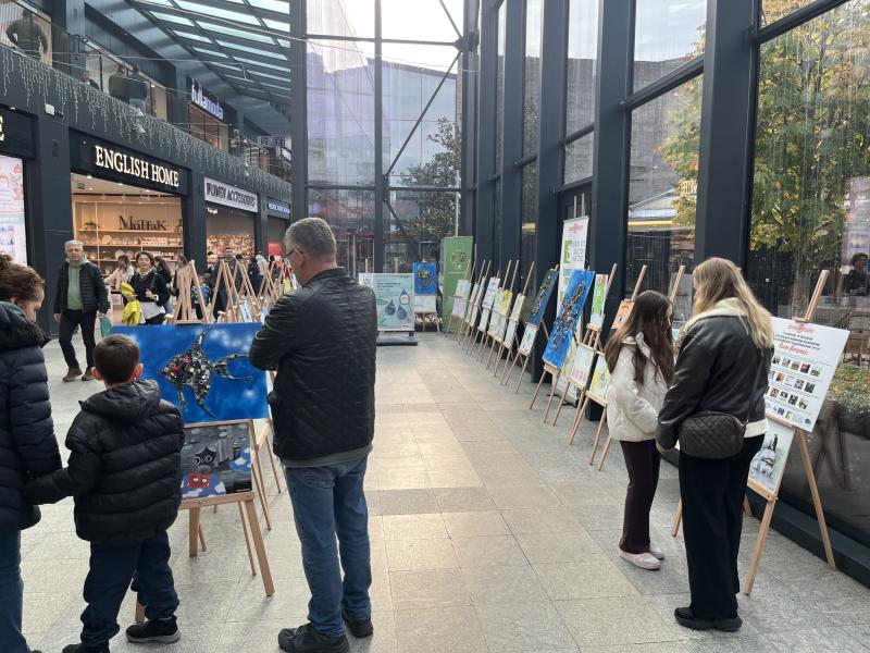 EXPOSITION D'ŒUVRES D'ART RÉALISÉES PAR DES JEUNES D'AHMETBEY
