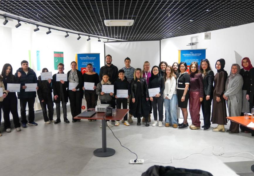 La municipalité de Keçiören a informé les jeunes sur les projets Erasmus+