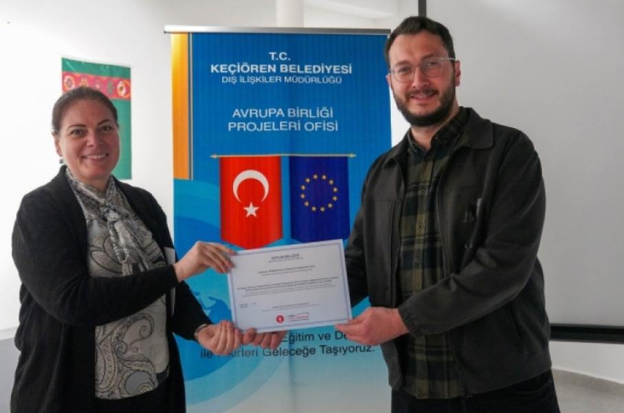 La municipalité de Keçiören a informé les jeunes sur les projets Erasmus+