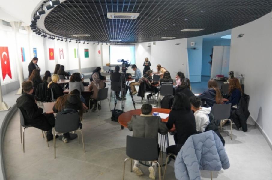 La municipalité de Keçiören a informé les jeunes sur les projets Erasmus+