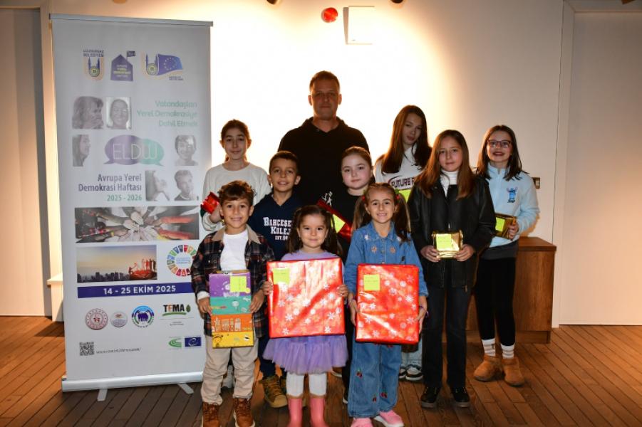 CONCEVEZ MON PROPRE PARC Concours de dessin pour enfants de 5 à 13 ans