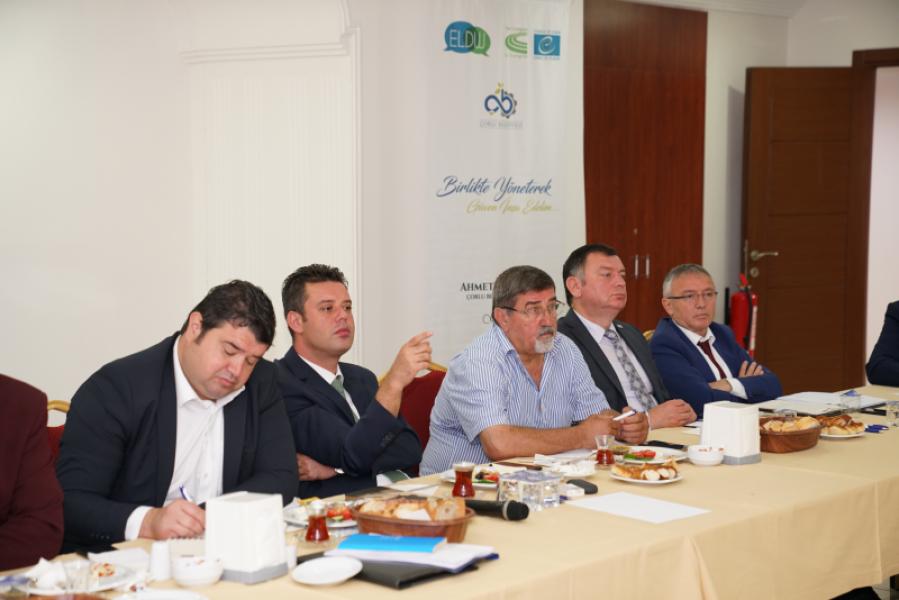 Réunion d’évaluation participative avec les décideurs municipaux (Réunion des directeurs de 2025)
