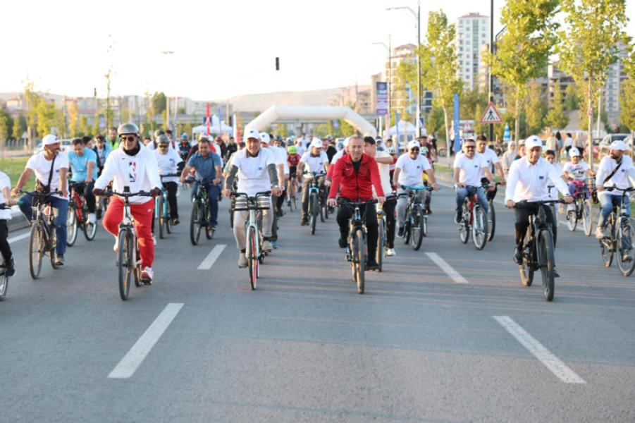 Semaine européenne de la mobilité : pédaler pour la santé.